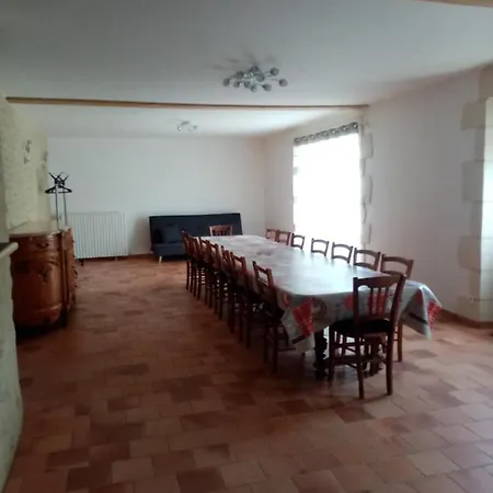 Дом отдыха Les Essarts Saint-Calez-en-Saosnois