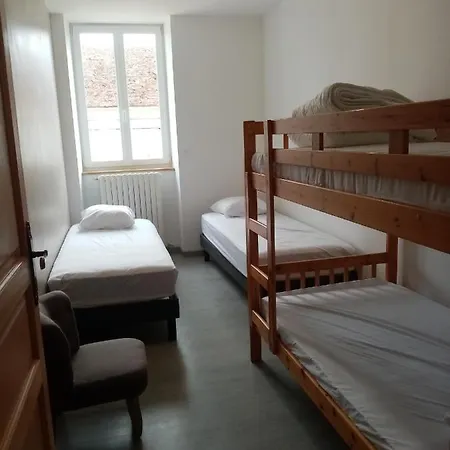 Les Essarts Дом отдыха Saint-Calez-en-Saosnois